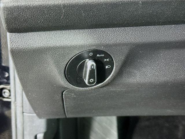 Used 2021 Volkswagen Jetta SE FWD image 10