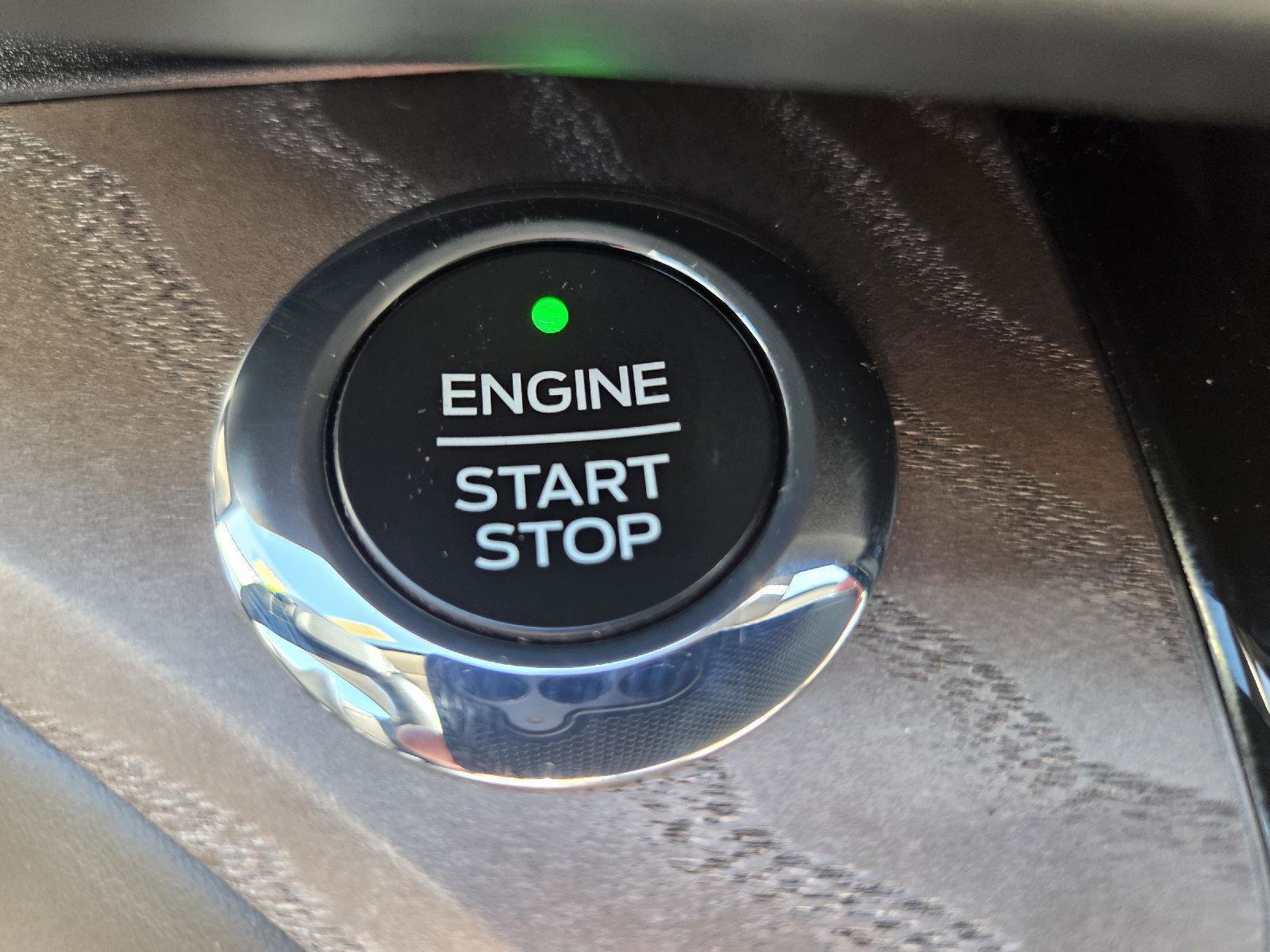 Certified 2021 Ford Explorer Platinum w/ Equipment Group 601A image 24