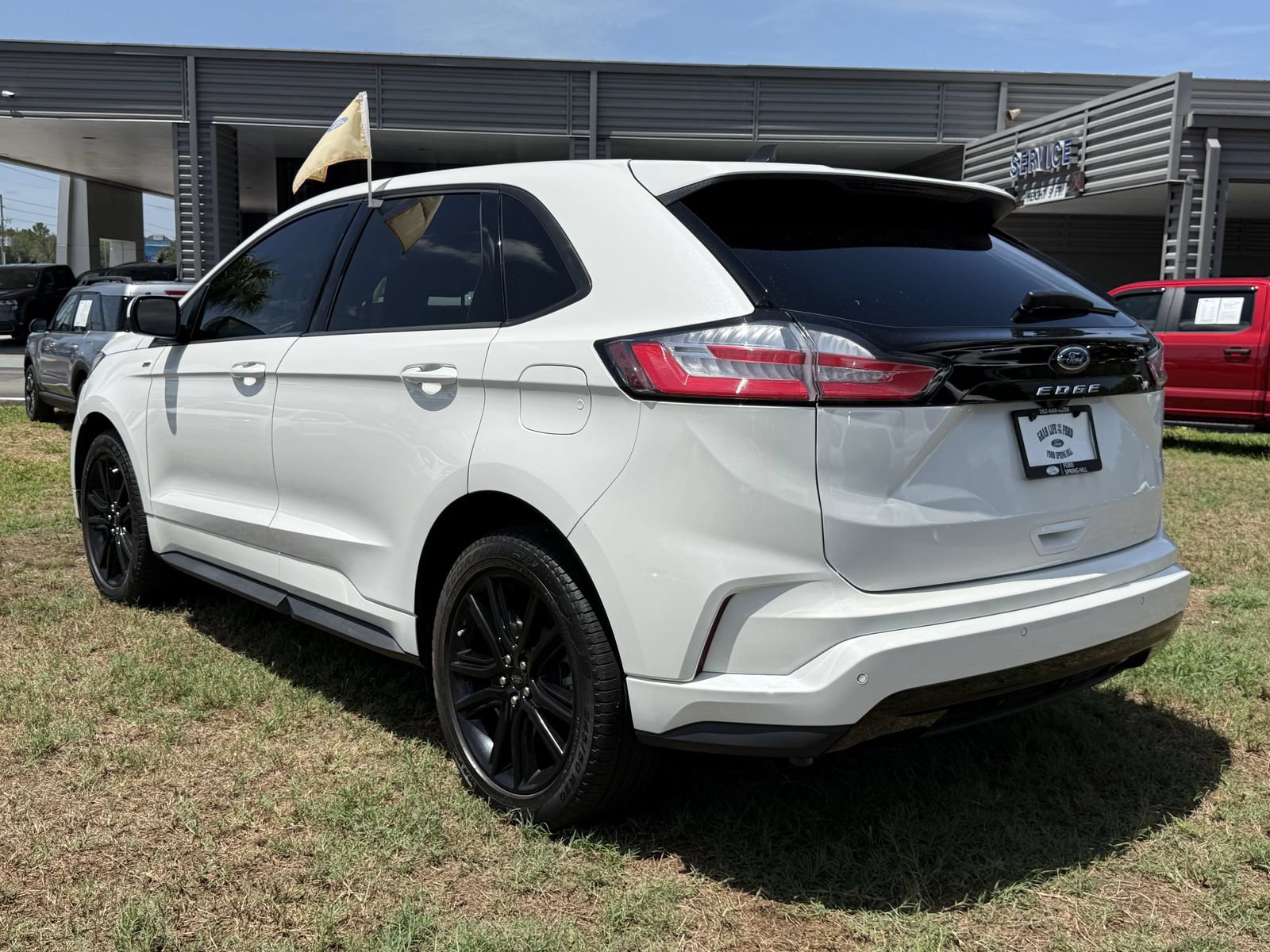 Certified 2024 Ford Edge ST-Line AWD/4WD image 7