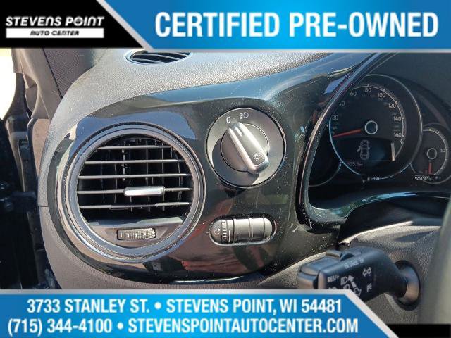 Used 2019 Volkswagen Beetle 2.0T S FWD image 25