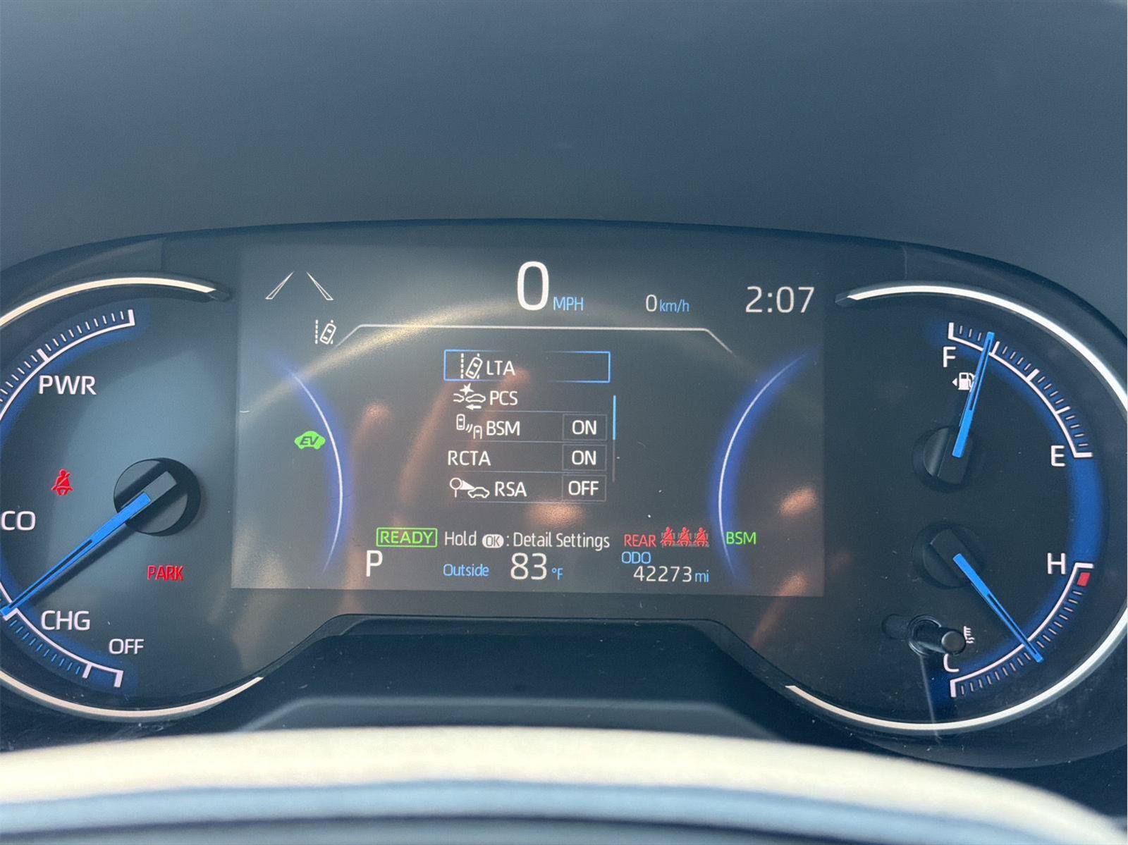Used 2025 Toyota RAV4 XLE AWD/4WD image 19