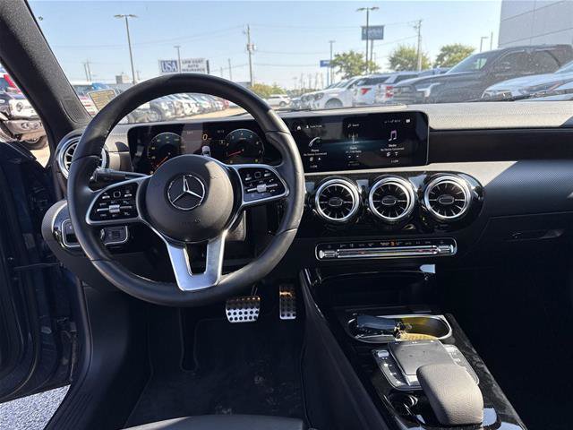 Used 2022 Mercedes-Benz A 220 4MATIC image 6