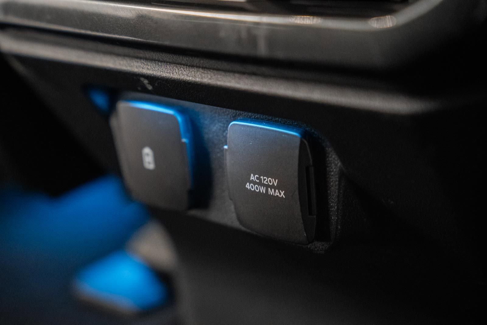 Certified 2023 Ford F150 Lariat w/ Equipment Group 502A High image 43