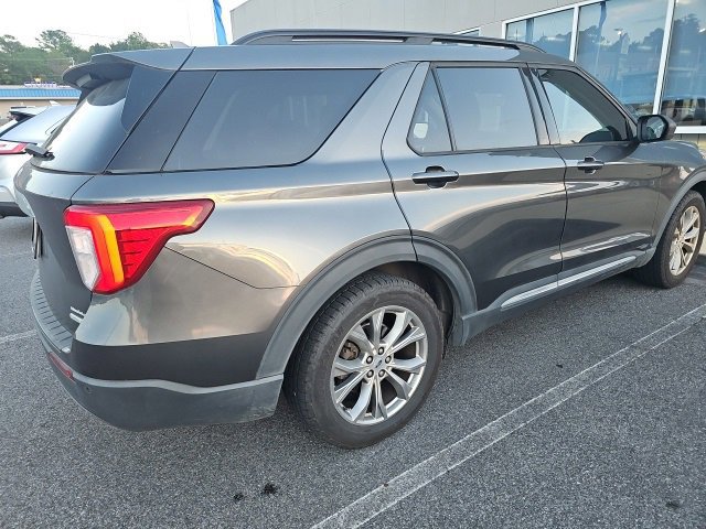 Certified 2020 Ford Explorer XLT w/ Equipment Group 202A image 6