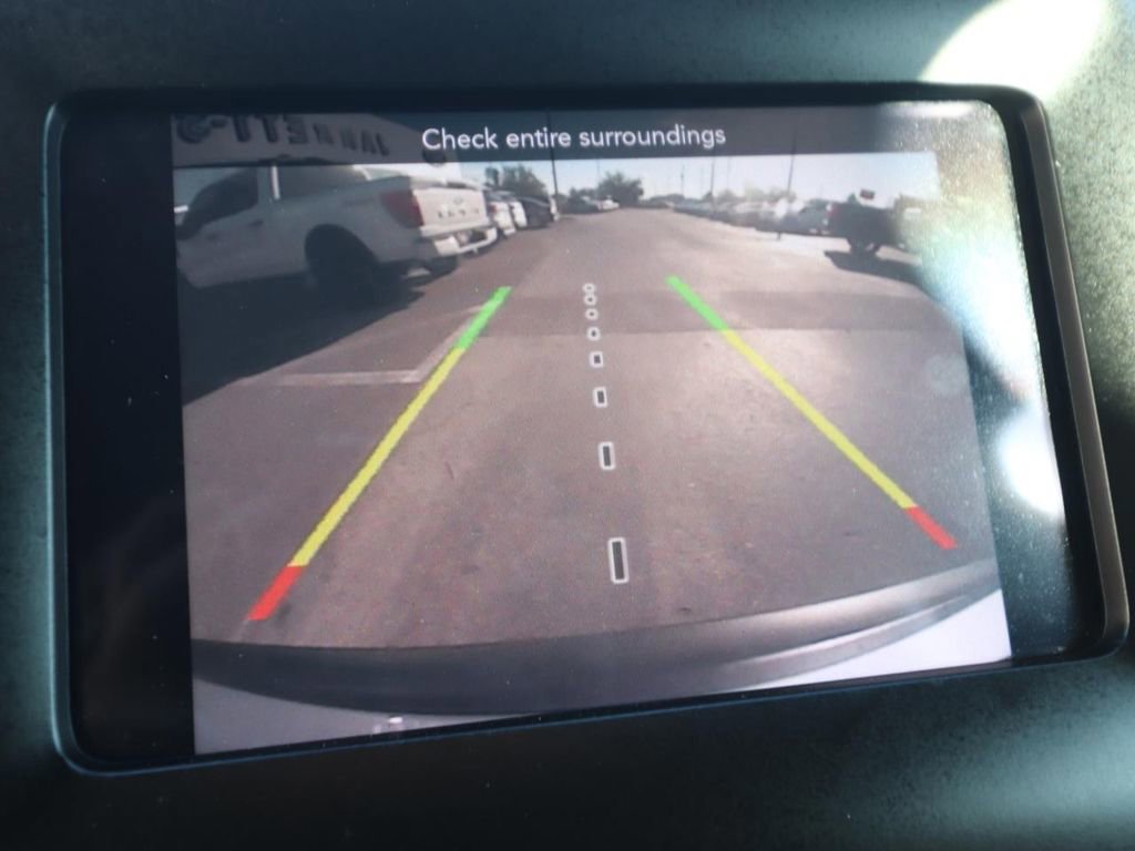 Used 2020 Jeep Cherokee Latitude Plus w/ Cold Weather Group image 10