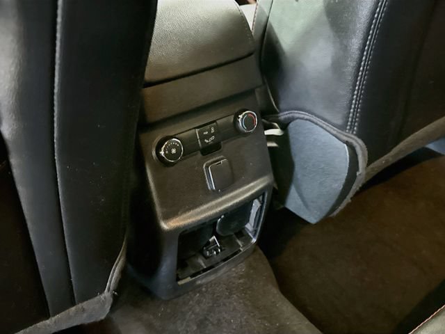 Certified 2019 Ford Explorer XLT w/ Equipment Group 202A AWD/4WD image 25