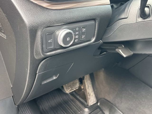 Certified 2021 Ford Explorer Limited RWD image 36