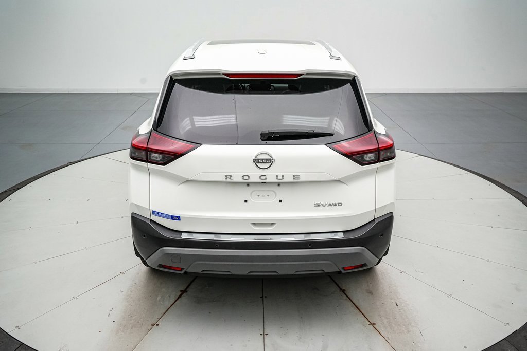 Used 2023 Nissan Rogue SV w/ SV Premium Package image 4