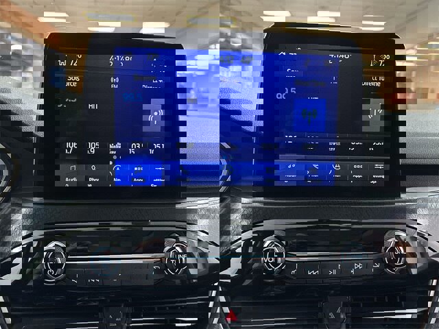 Certified 2022 Ford Escape SEL w/ SEL Stealth AWD Package image 8