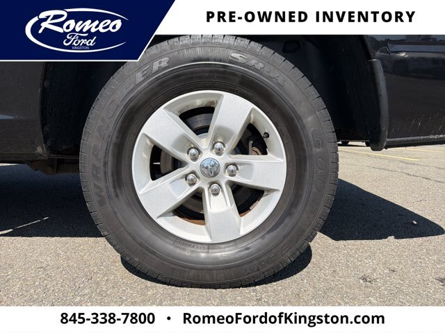 Used 2017 RAM 1500 Classic SLT AWD/4WD image 23