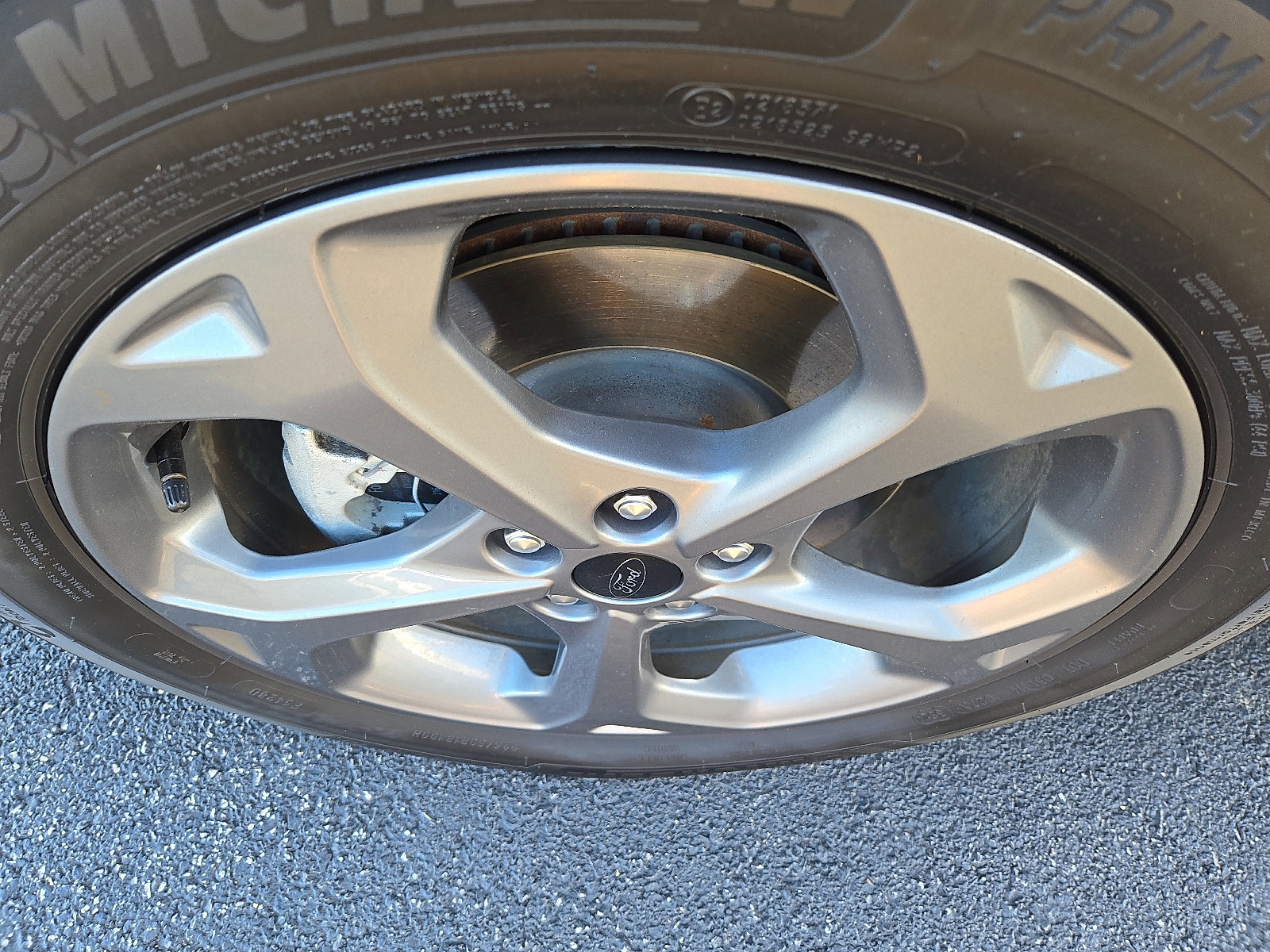 Certified 2025 Ford Escape ST-Line w/ Equipment Group 301A image 8