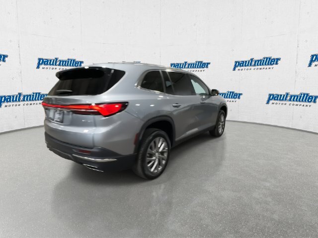 Used 2026 Buick Enclave Preferred w/ Power Package FWD image 11