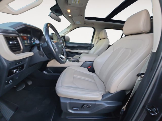Certified 2024 Ford Expedition Limited RWD image 11