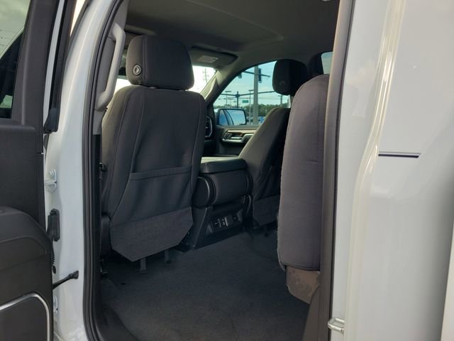 Used 2024 Chevrolet Silverado 1500 LT image 9