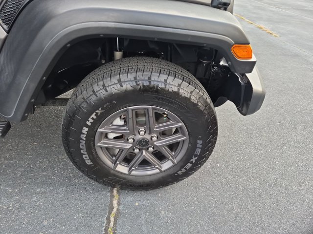 Used 2020 Jeep Wrangler Unlimited Sport S AWD/4WD image 11