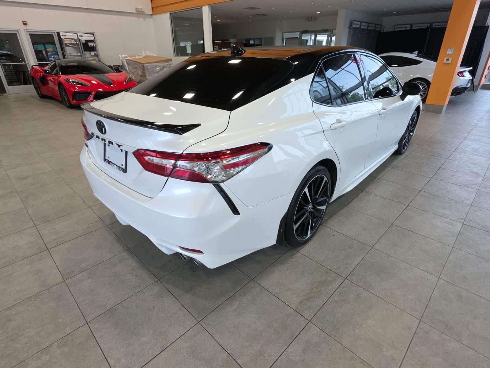 Used 2019 Toyota Camry XSE FWD image 7