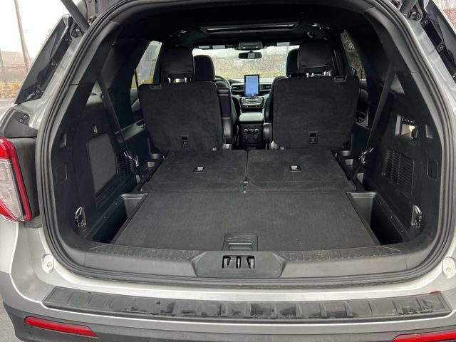 Certified 2024 Ford Explorer ST w/ Equipment Group 401A image 12