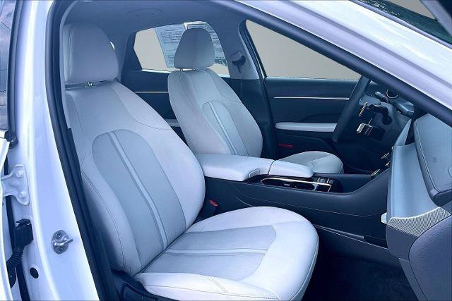 Used 2025 Hyundai Sonata SEL FWD image 7