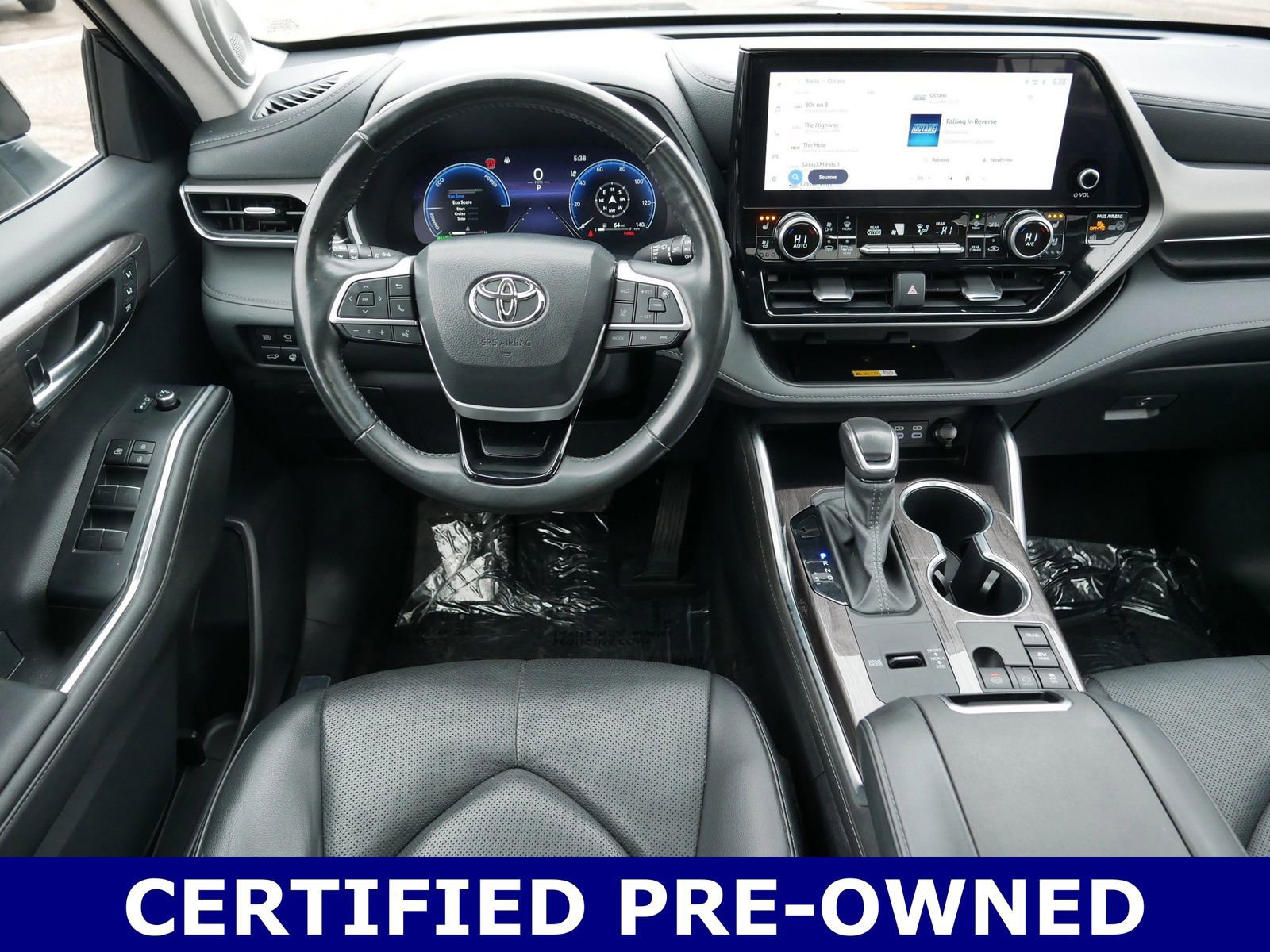 Used 2024 Toyota Highlander Limited image 19