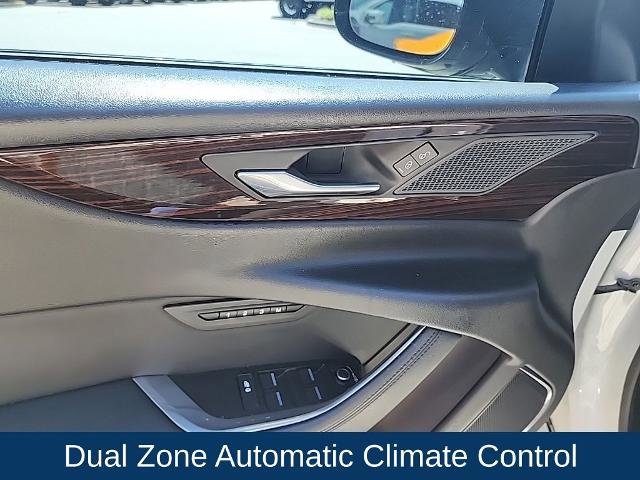 Used 2020 Jaguar XE S AWD/4WD image 12