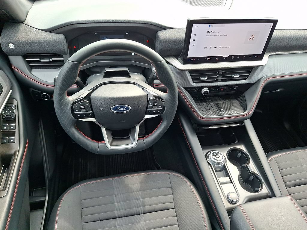 Certified 2025 Ford Explorer ST-Line w/ Premium Package AWD/4WD image 2