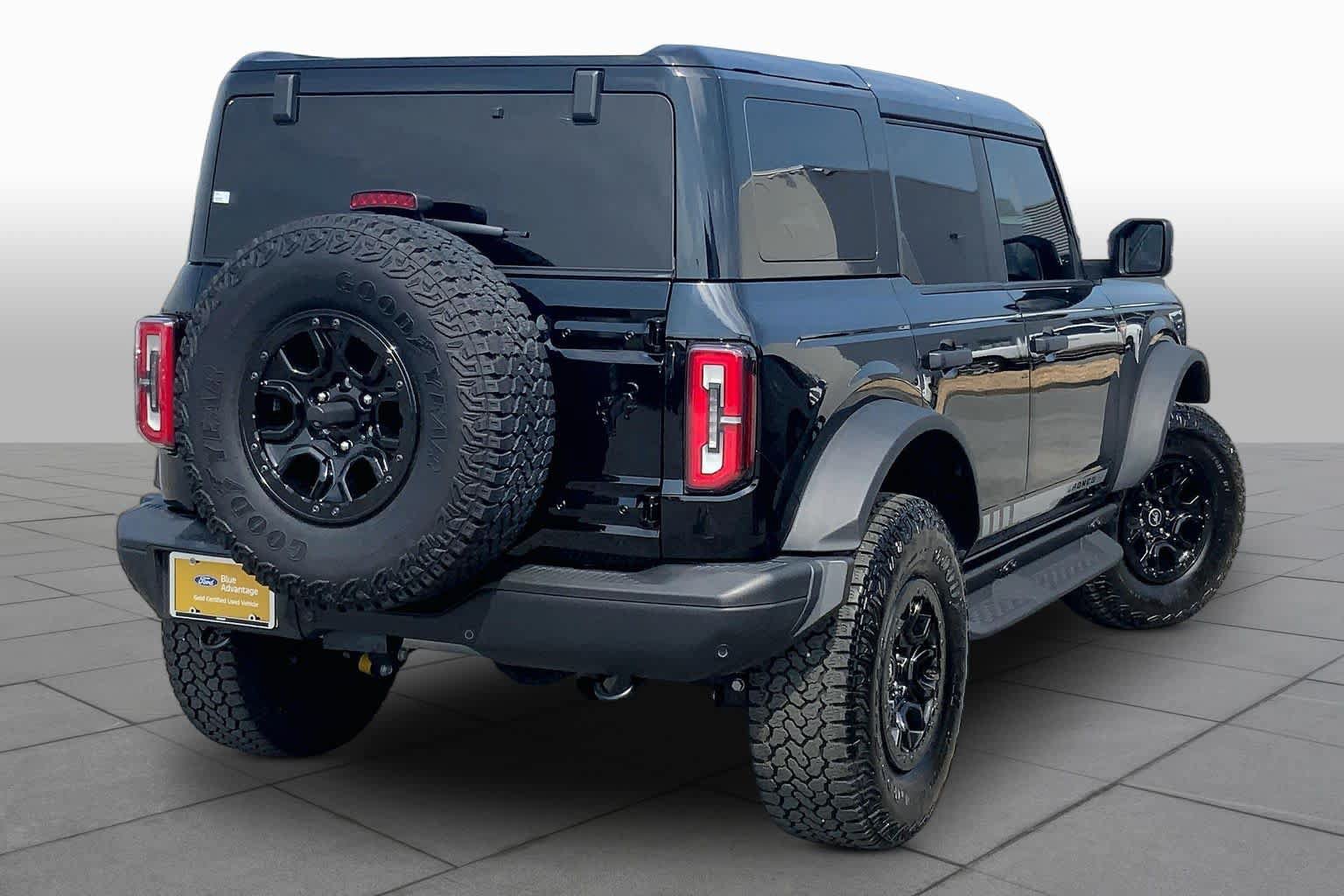 Certified 2025 Ford Bronco Badlands AWD/4WD image 13