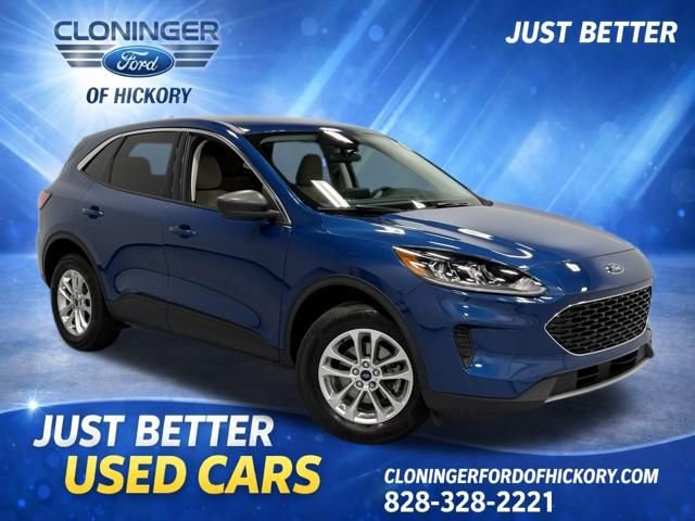 Certified 2022 Ford Escape SE w/ Cold Weather Package