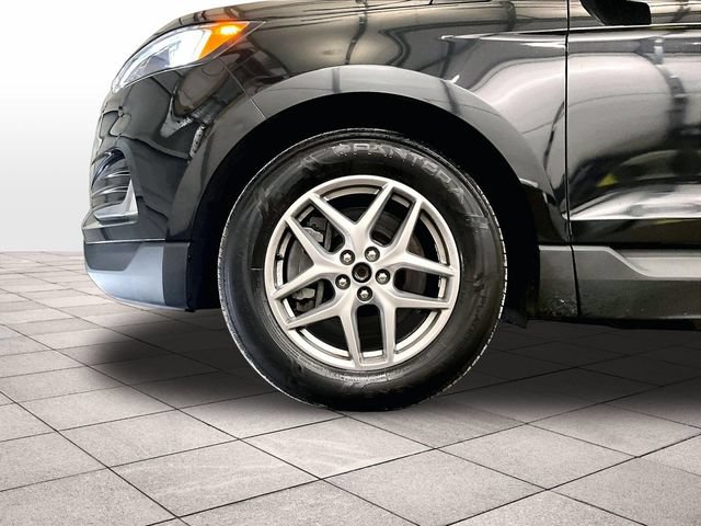 Certified 2024 Ford Edge SEL w/ Convenience Package AWD/4WD image 8