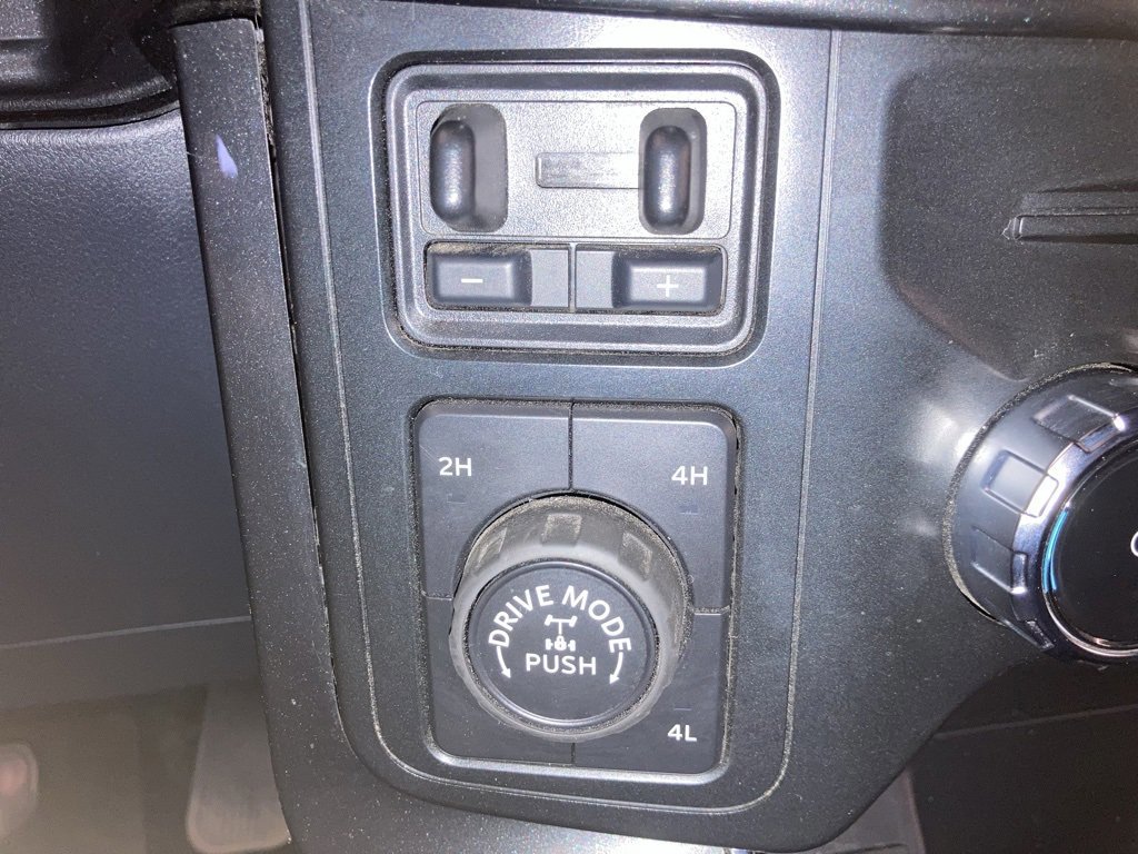 Certified 2022 Ford F150 XLT w/ Equipment Group 302A High image 17