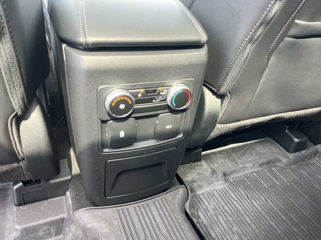 Certified 2024 Ford Explorer XLT w/ Equipment Group 202A AWD/4WD image 27