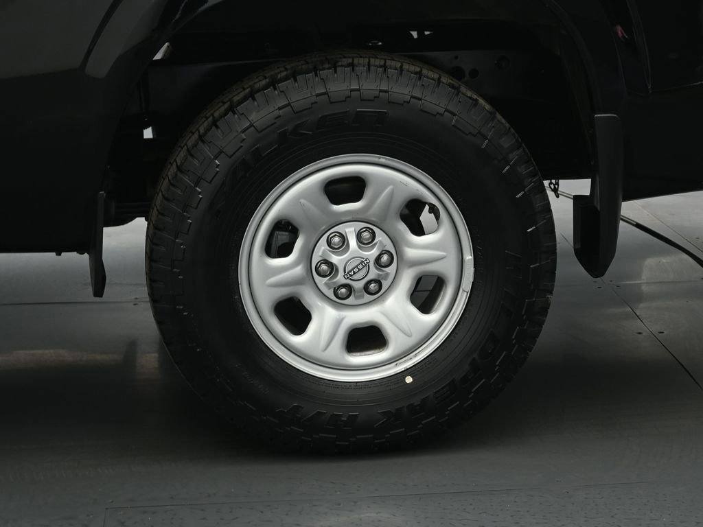Used 2023 Nissan Frontier S w/ Technology Package image 43