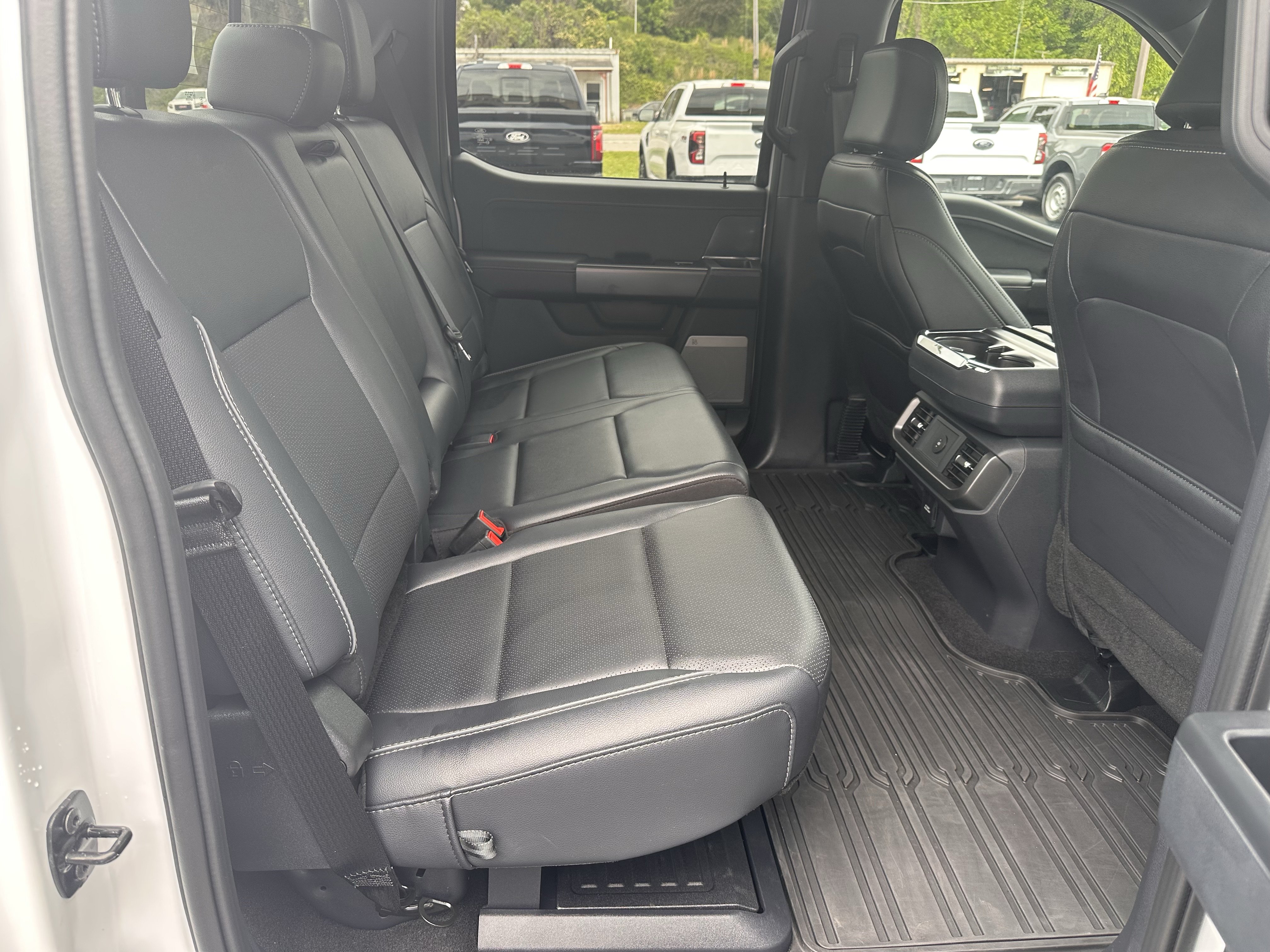 Certified 2025 Ford F150 Lariat w/ Equipment Group 501A Mid AWD/4WD image 17