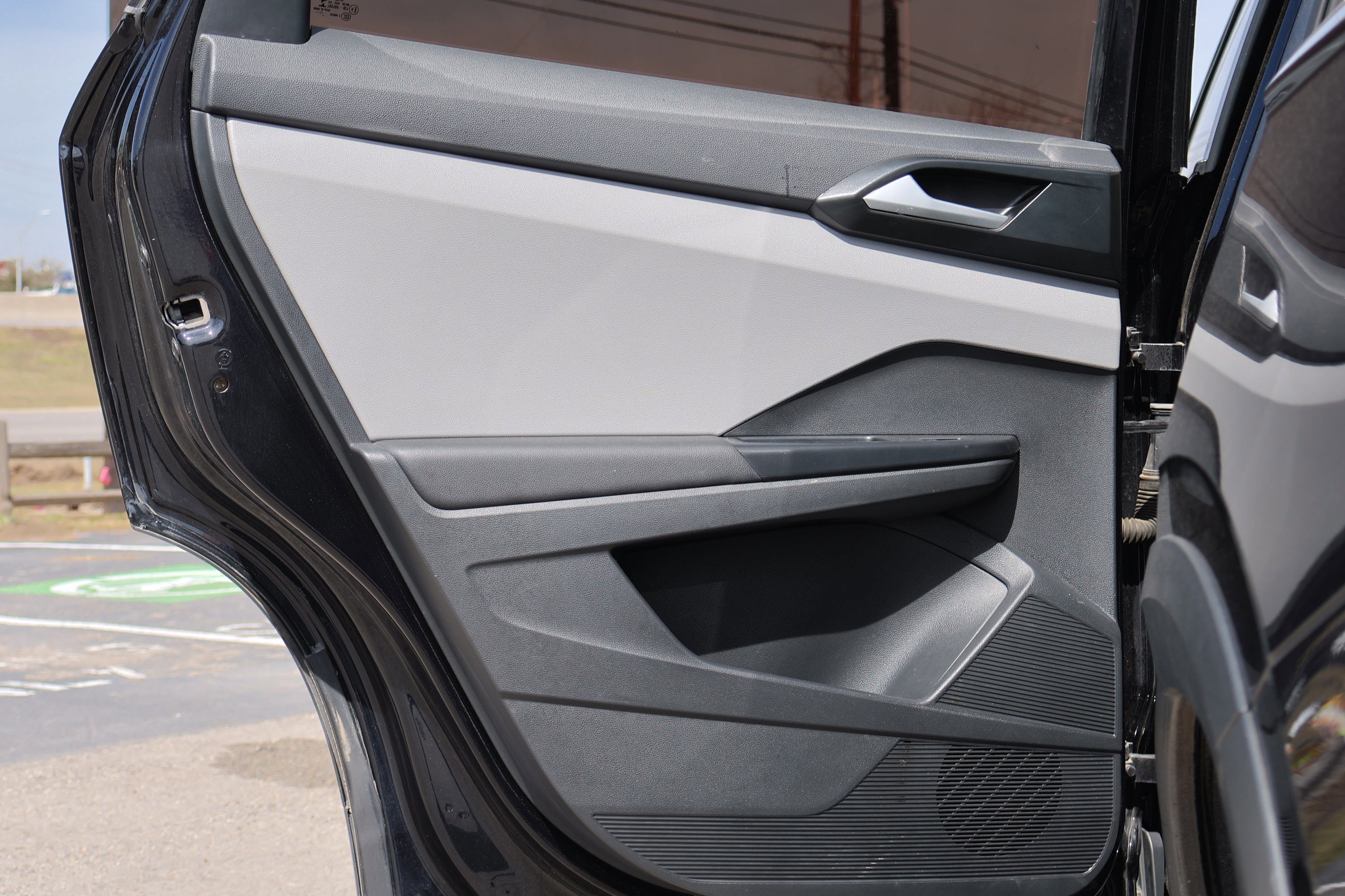 Used 2023 Volkswagen Taos S image 28