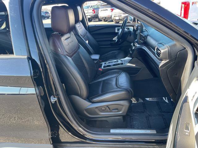 Certified 2022 Ford Explorer Platinum w/ Equipment Group 601A image 34