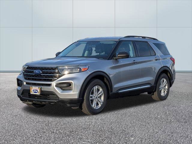Certified 2022 Ford Explorer XLT image 7