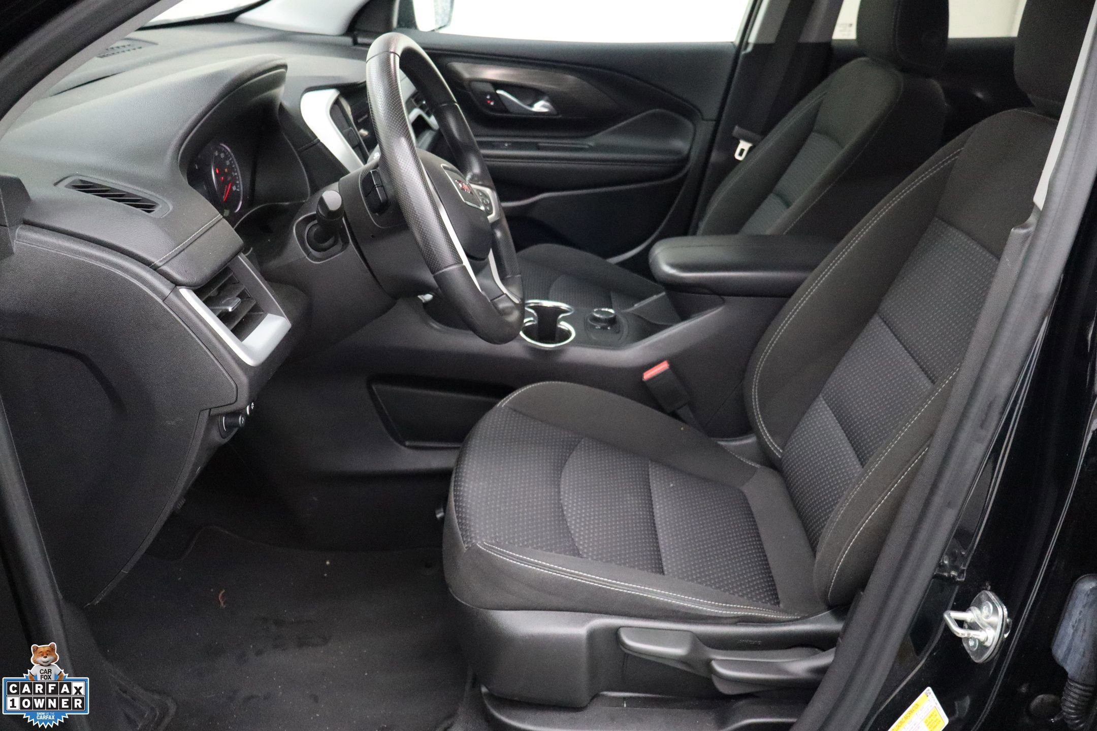 Used 2024 GMC Terrain SLE image 20