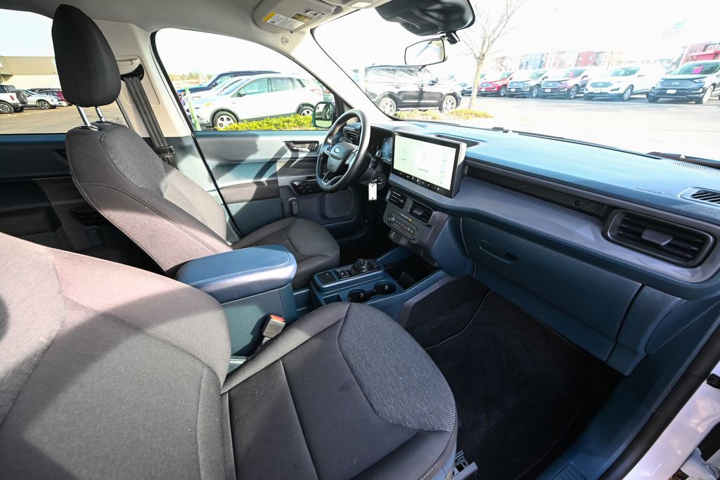 Certified 2025 Ford Maverick XL image 27