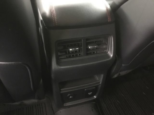 Certified 2024 Ford Edge ST-Line AWD/4WD image 18