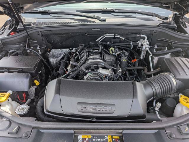 Used 2025 Dodge Durango R/T AWD/4WD image 35