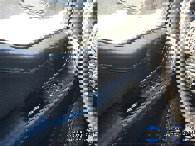 Certified 2022 Ford F150 XLT w/ Equipment Group 302A High image 11