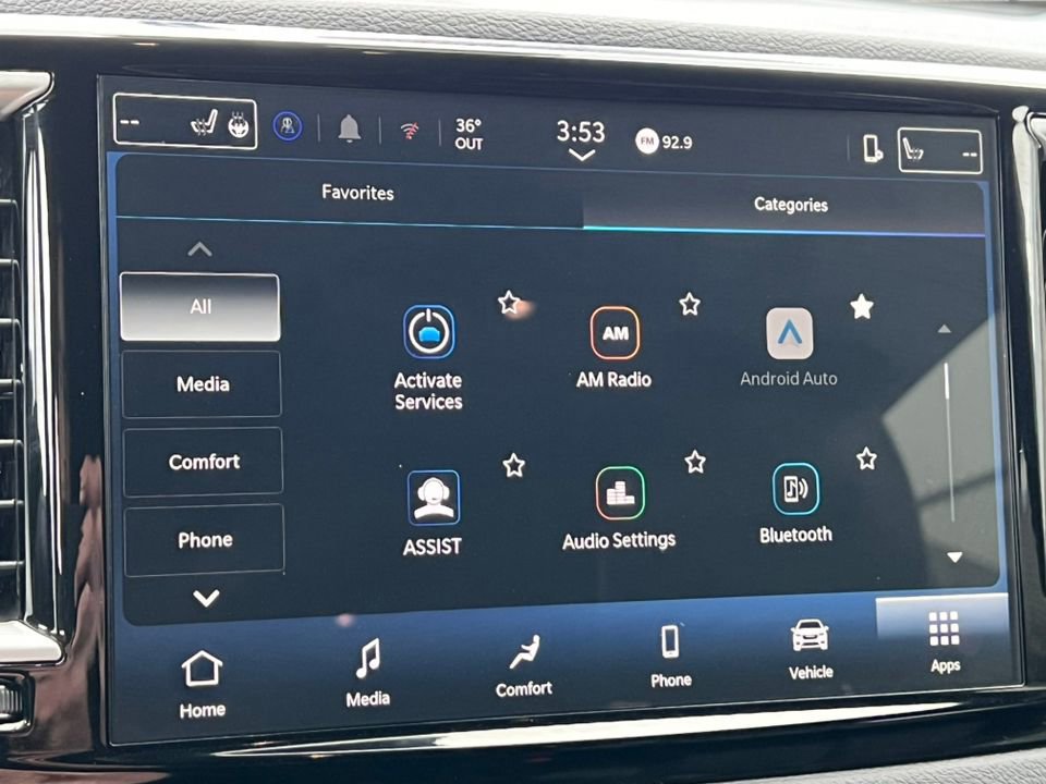 Used 2026 Chrysler Pacifica Select image 28