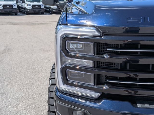 Certified 2025 Ford F250 Platinum w/ FX4 Off-Road Package AWD/4WD image 8