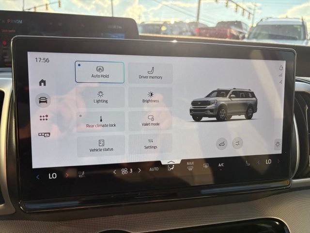 Certified 2025 Ford Expedition Active AWD/4WD image 25