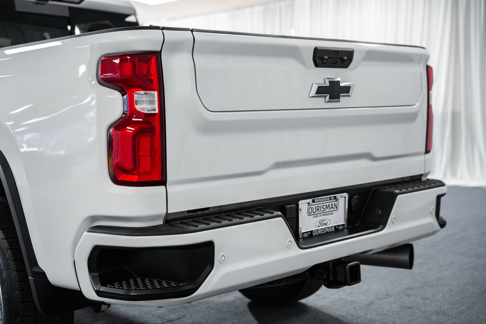 Used 2022 Chevrolet Silverado 3500 High Country w/ Z71 Off-Road Package AWD/4WD image 6