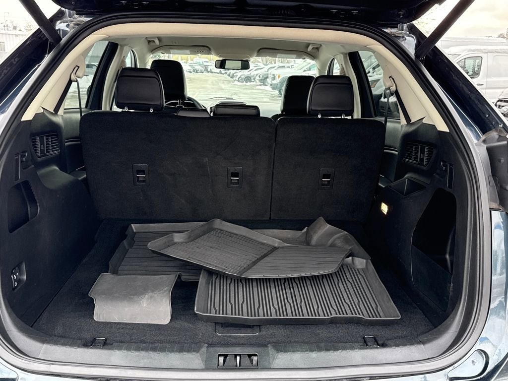 Certified 2024 Ford Edge SEL w/ Convenience Package image 8