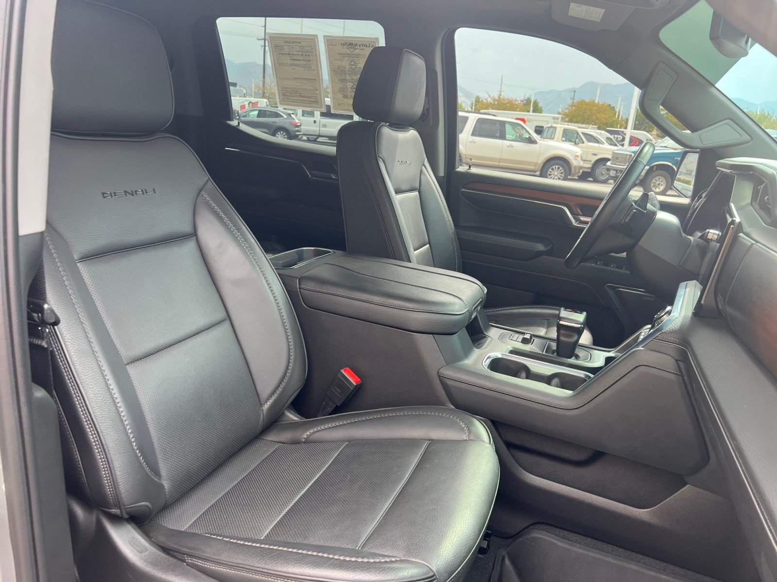 Used 2023 GMC Sierra 1500 Denali AWD/4WD image 32
