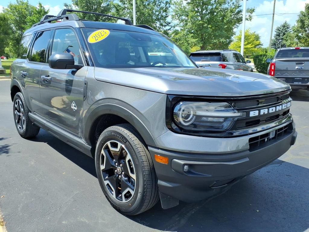 Certified 2023 Ford Bronco Sport Outer Banks w/ Tech Package AWD/4WD image 3