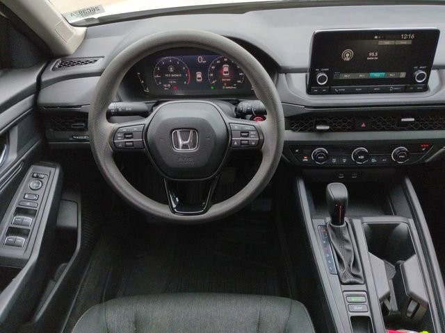 Used 2023 Honda Accord EX image 18