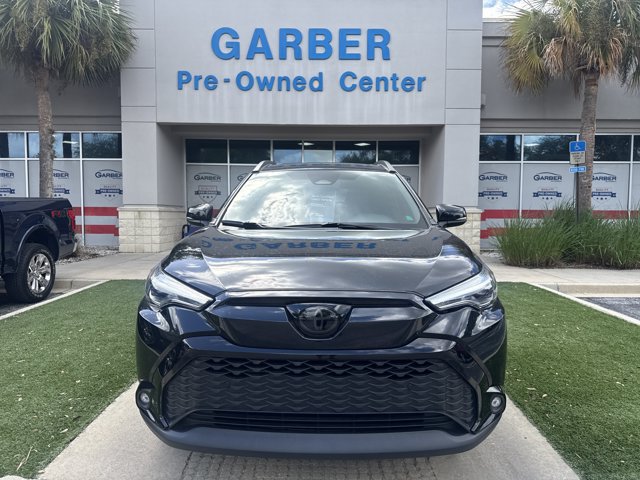Used 2025 Toyota Corolla Cross AWD Hybrid w/ Convenience Package image 9