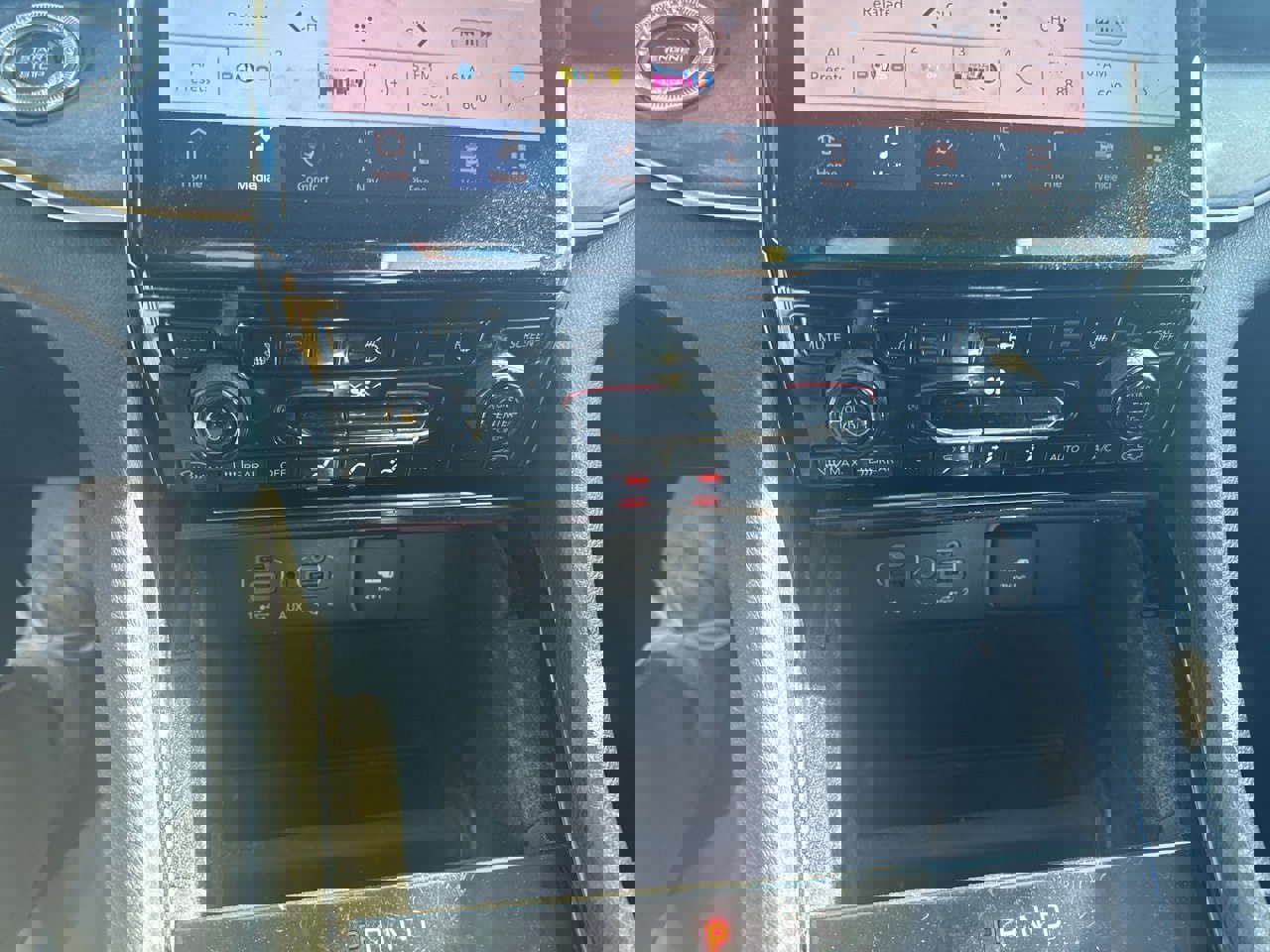 Used 2021 Jeep Grand Cherokee L Limited image 16